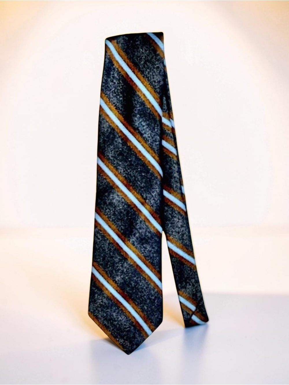 Tom James  100% Silk Tie. Blue, Gray, Brown